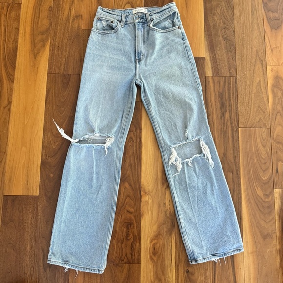 Abercrombie & Fitch The 90s Relaxed Jean High Rise 26 / 2 S - Picture 3 of 14